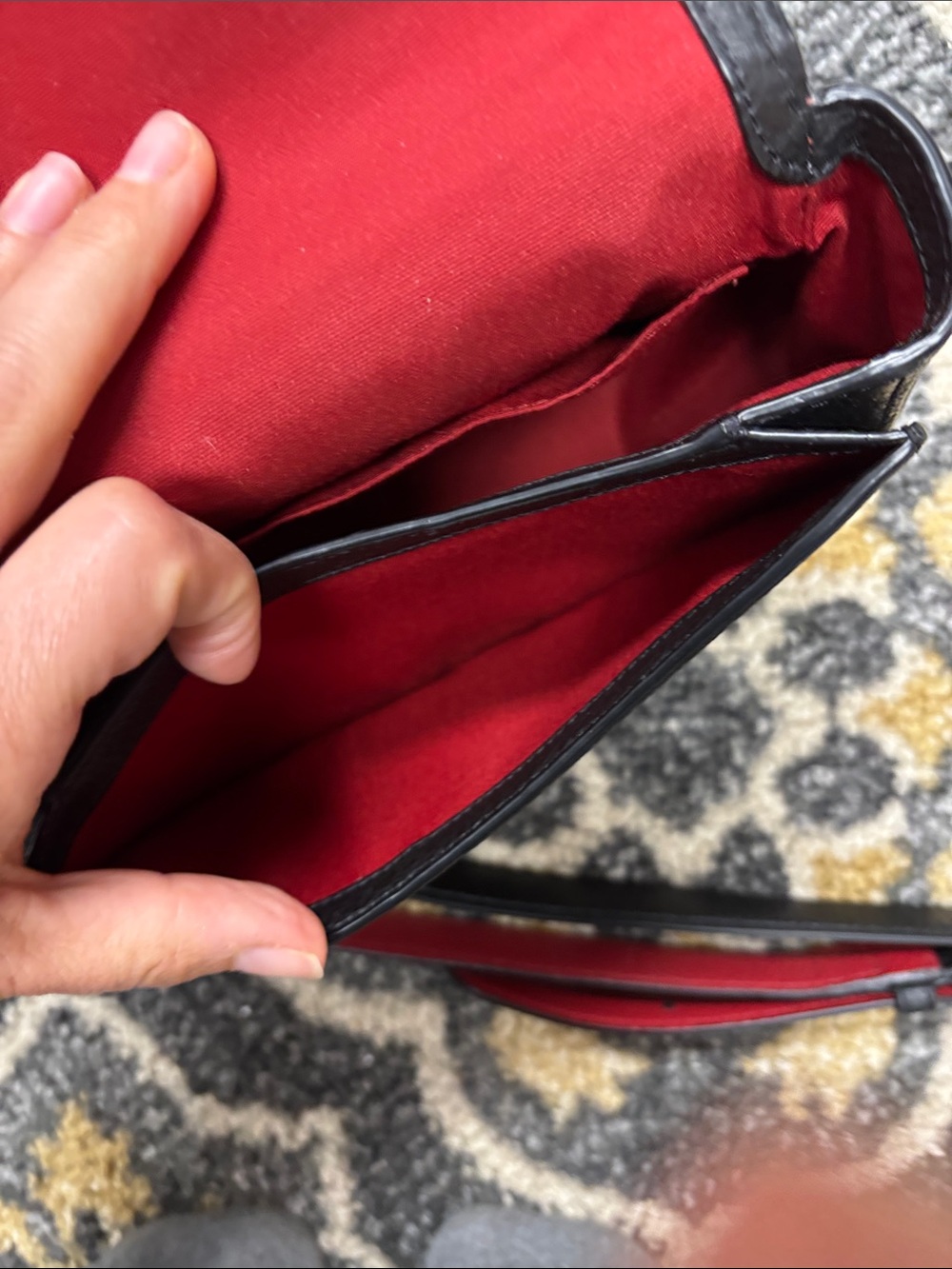 π₯π₯Coach Black Pebbled Leather Crossbody with Rainbow Coach Carriage Logo ππ - Picture 7 of 11